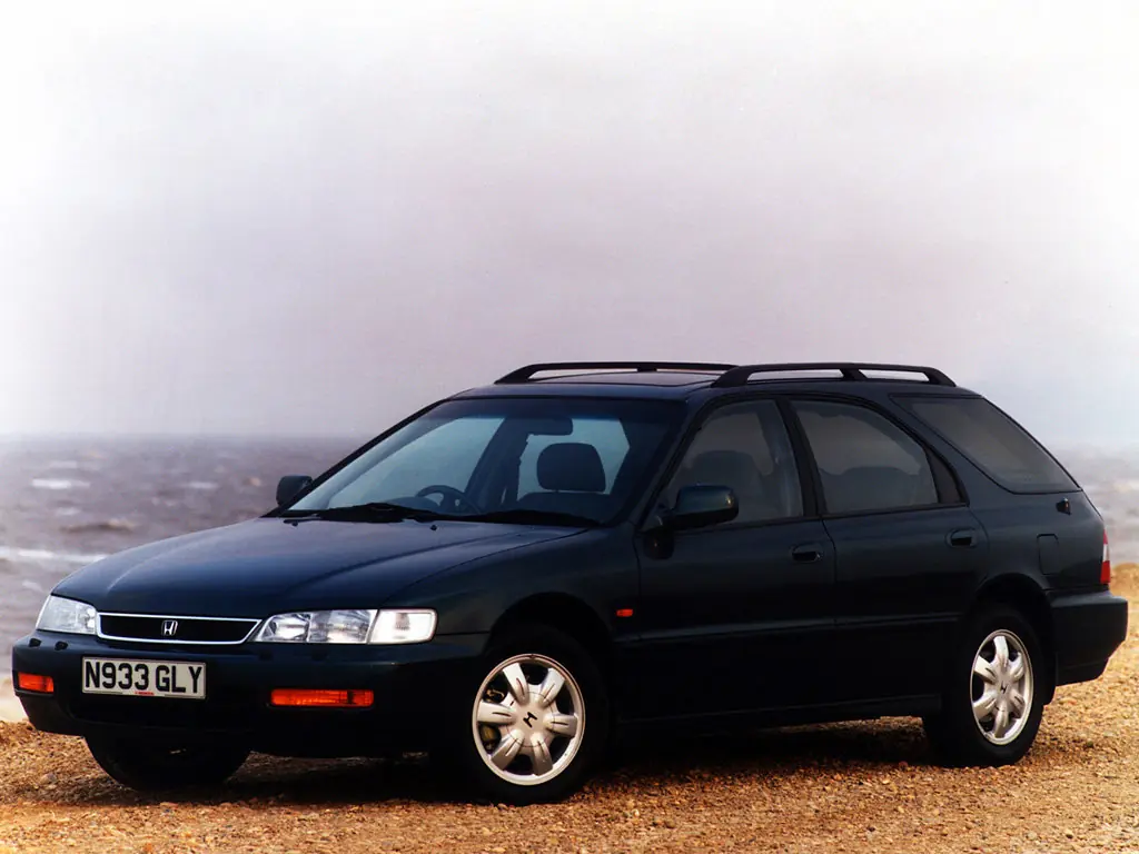 Honda Accord (CE2) 5 поколение, рестайлинг, универсал (02.1996 - 12.1997)